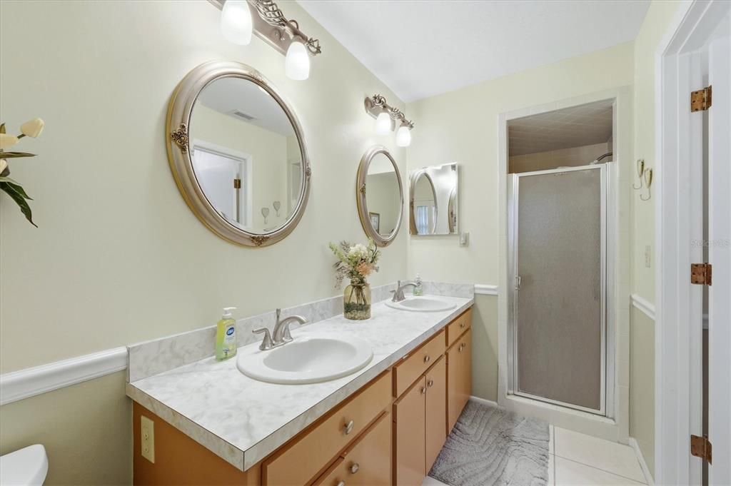 For Sale: $685,000 (3 beds, 2 baths, 2072 Square Feet)