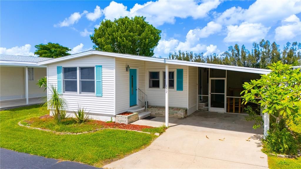 For Sale: $130,000 (2 beds, 2 baths, 864 Square Feet)