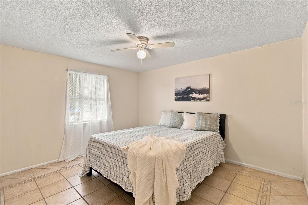 En Venta: $289,900 (3 camas, 1 baños, 868 Pies cuadrados)