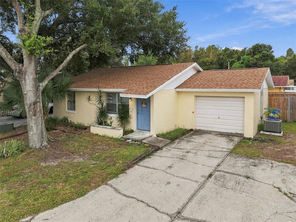 En Venta: $289,900 (3 camas, 1 baños, 868 Pies cuadrados)