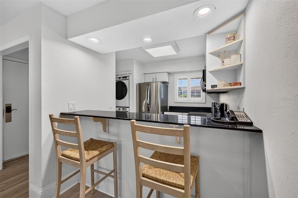For Sale: $270,000 (3 beds, 3 baths, 1519 Square Feet)