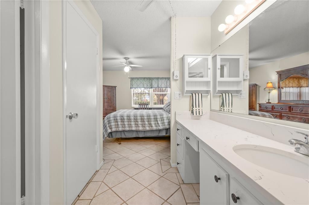 En Venta: $195,000 (2 camas, 1 baños, 880 Pies cuadrados)