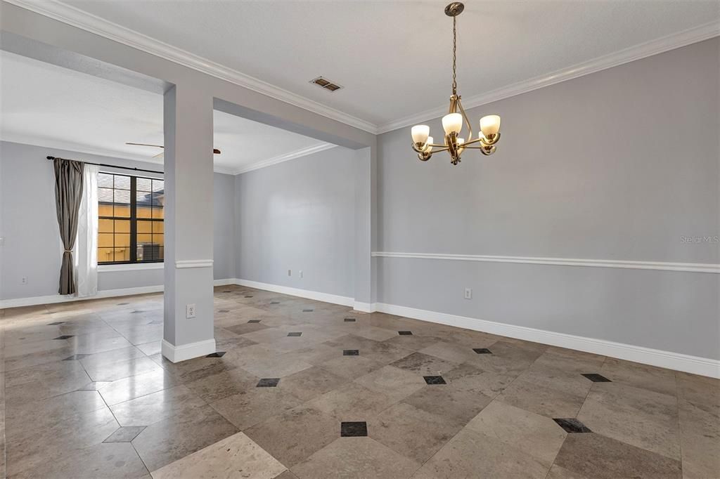 На продажу: $379,900 (3 спален, 2 ванн, 1560 Квадратных фут)