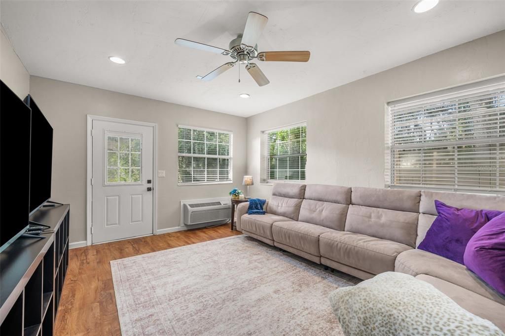 For Sale: $395,000 (3 beds, 2 baths, 1675 Square Feet)