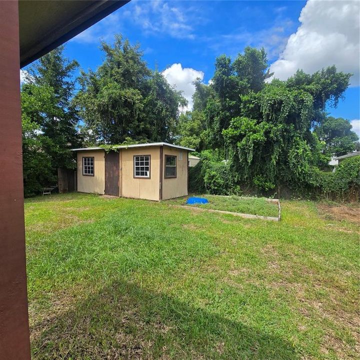 For Sale: $185,000 (3 beds, 1 baths, 840 Square Feet)