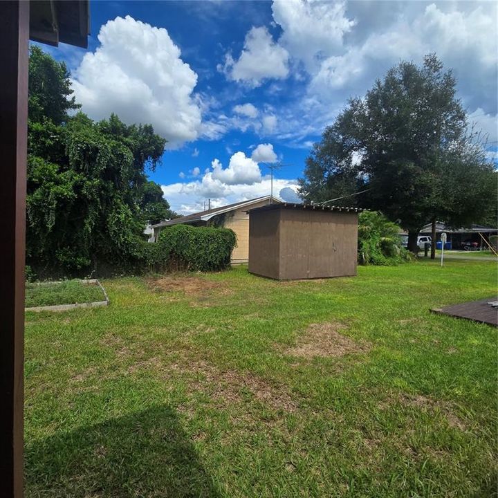 For Sale: $185,000 (3 beds, 1 baths, 840 Square Feet)