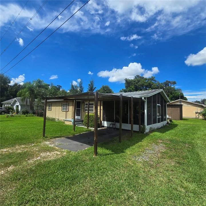 For Sale: $185,000 (3 beds, 1 baths, 840 Square Feet)