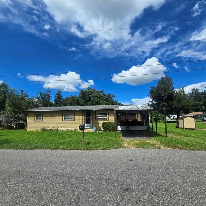For Sale: $185,000 (3 beds, 1 baths, 840 Square Feet)