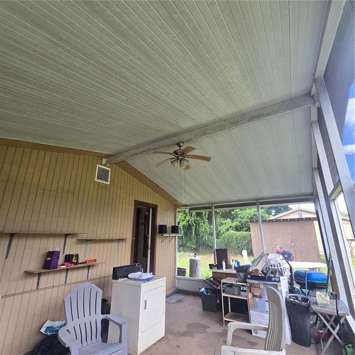 For Sale: $185,000 (3 beds, 1 baths, 840 Square Feet)