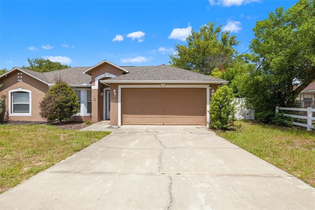 For Rent: $2,150 (4 beds, 2 baths, 1728 Square Feet)