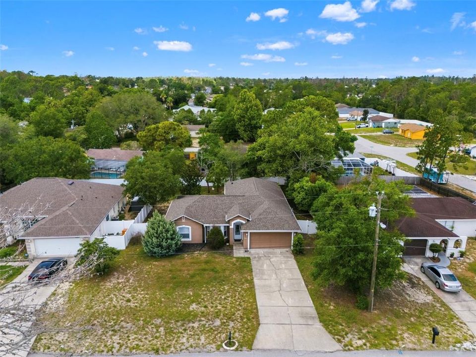For Rent: $2,150 (4 beds, 2 baths, 1728 Square Feet)