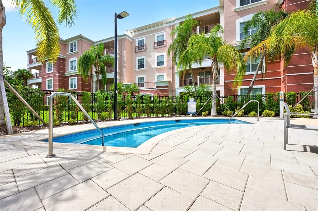 For Sale: $645,000 (3 beds, 2 baths, 2097 Square Feet)