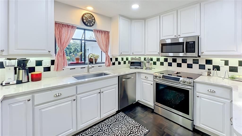 For Sale: $1,749,000 (5 beds, 3 baths, 3097 Square Feet)