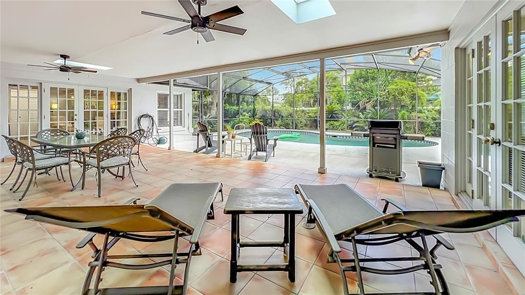 For Sale: $1,749,000 (5 beds, 3 baths, 3097 Square Feet)