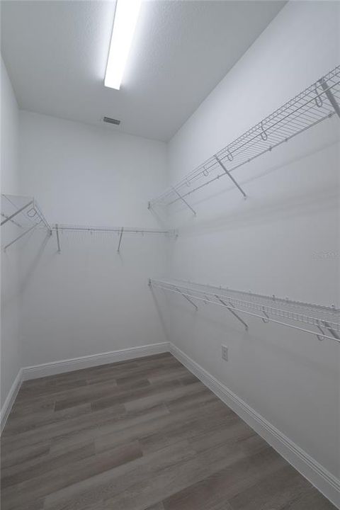 For Sale: $468,950 (3 beds, 2 baths, 1481 Square Feet)