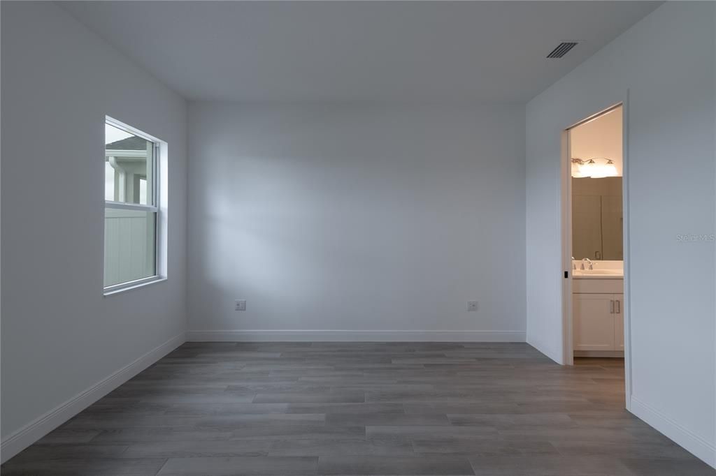 For Sale: $468,950 (3 beds, 2 baths, 1481 Square Feet)