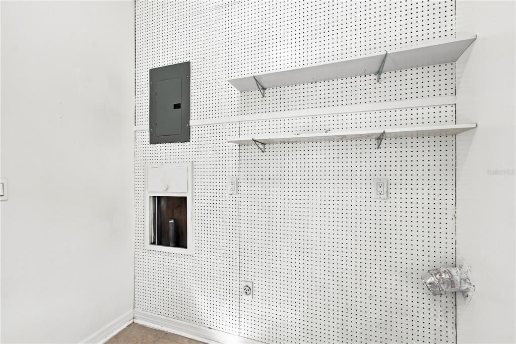 На продажу: $465,000 (3 спален, 2 ванн, 1416 Квадратных фут)