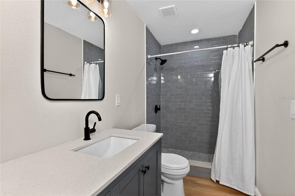 For Sale: $320,000 (3 beds, 2 baths, 1362 Square Feet)