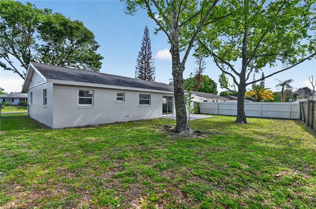 For Sale: $320,000 (3 beds, 2 baths, 1362 Square Feet)