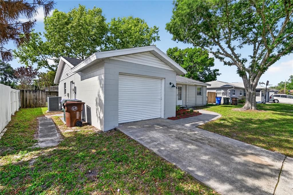 For Sale: $320,000 (3 beds, 2 baths, 1362 Square Feet)