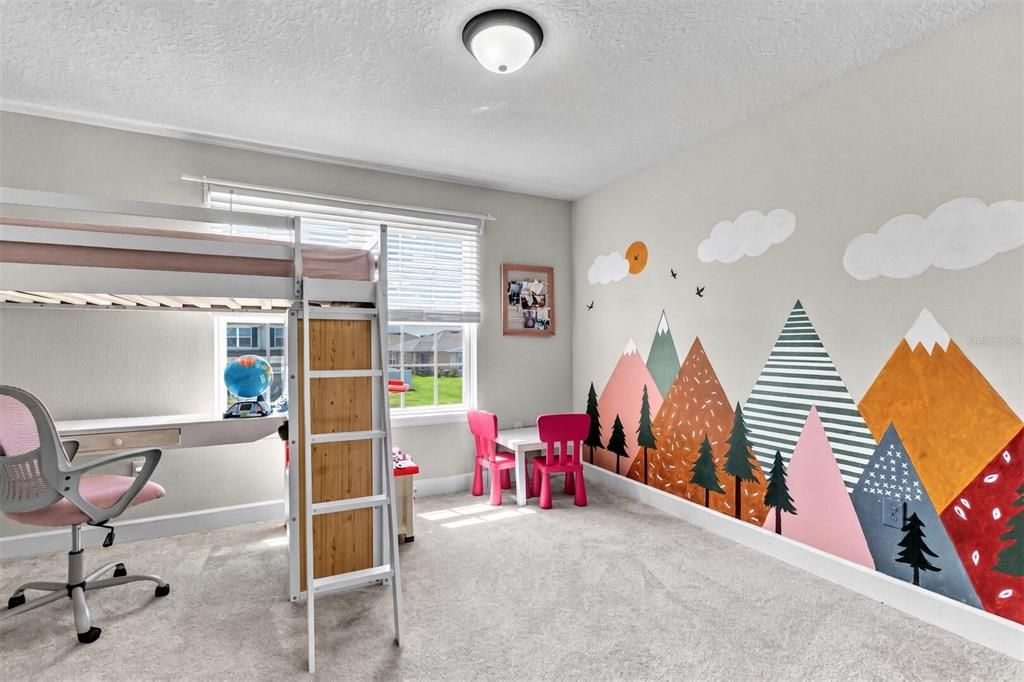 For Sale: $525,000 (5 beds, 4 baths, 3018 Square Feet)
