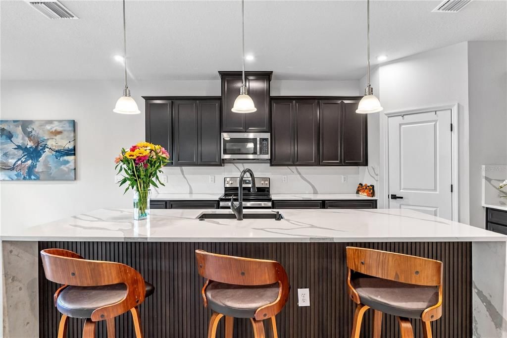 For Sale: $525,000 (5 beds, 4 baths, 3018 Square Feet)