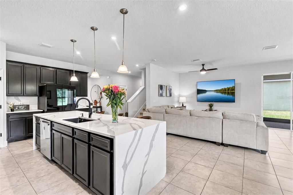 For Sale: $525,000 (5 beds, 4 baths, 3018 Square Feet)