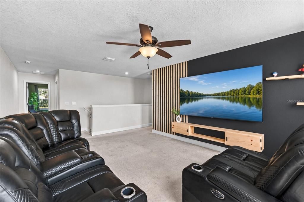 For Sale: $525,000 (5 beds, 4 baths, 3018 Square Feet)