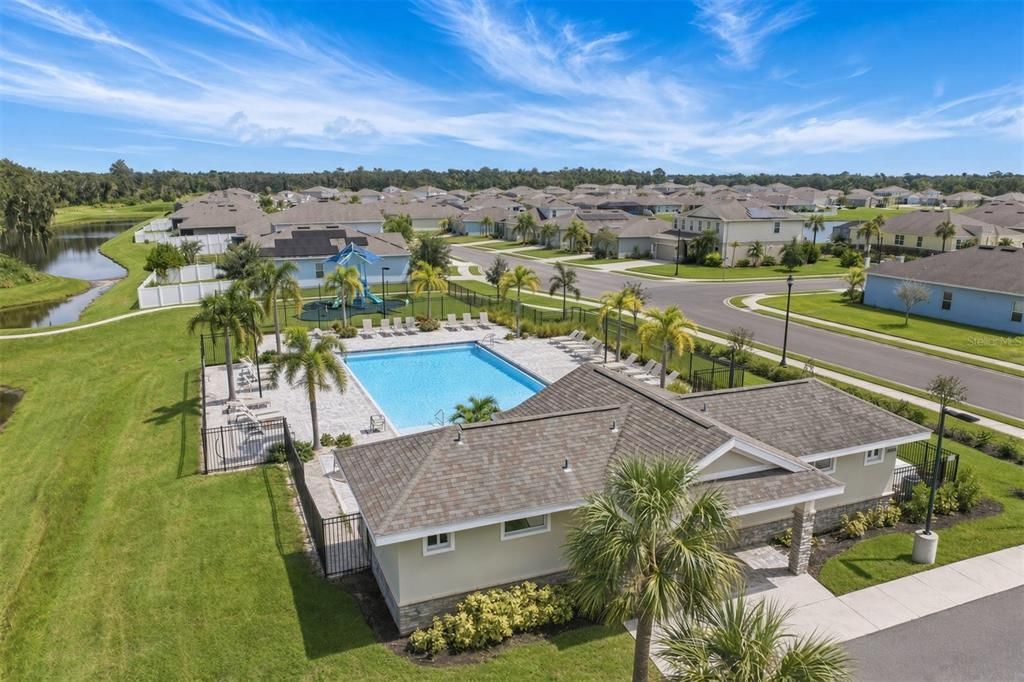 For Sale: $525,000 (5 beds, 4 baths, 3018 Square Feet)