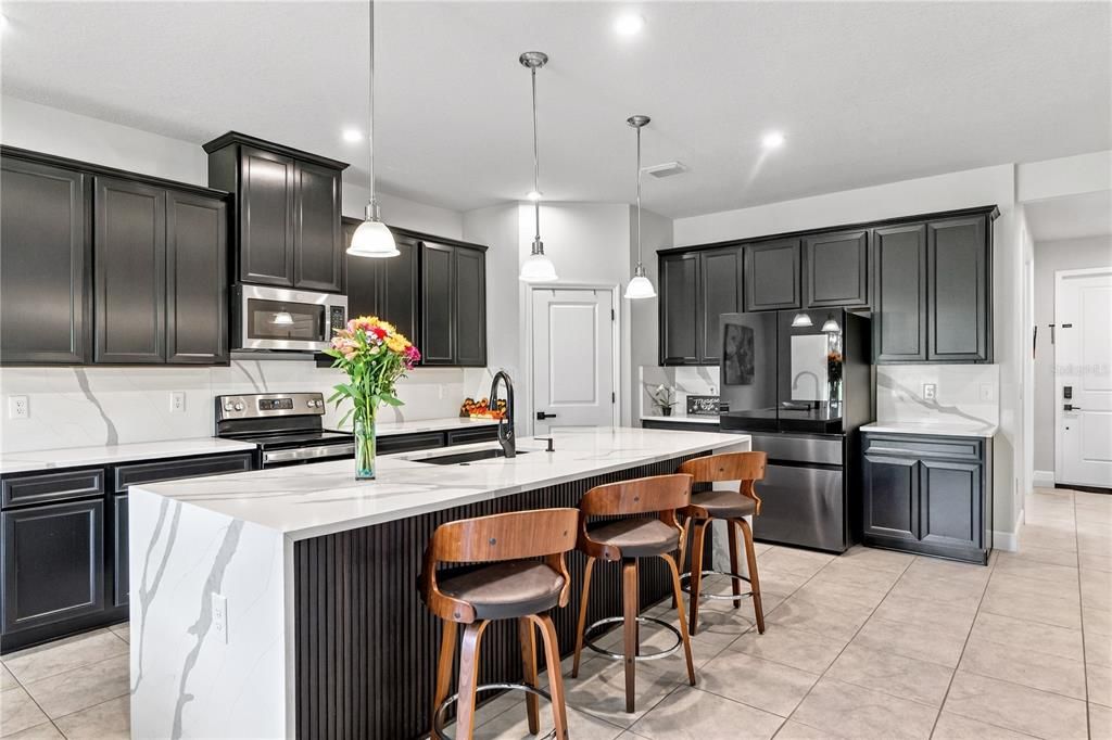 For Sale: $525,000 (5 beds, 4 baths, 3018 Square Feet)