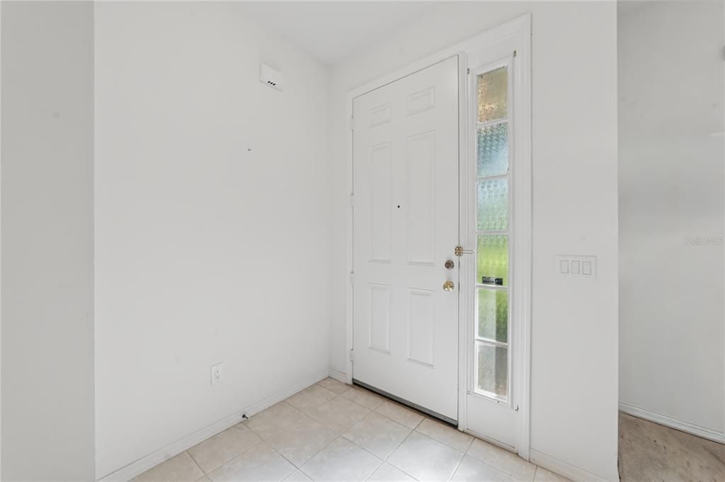 En Venta: $295,000 (3 camas, 2 baños, 1635 Pies cuadrados)