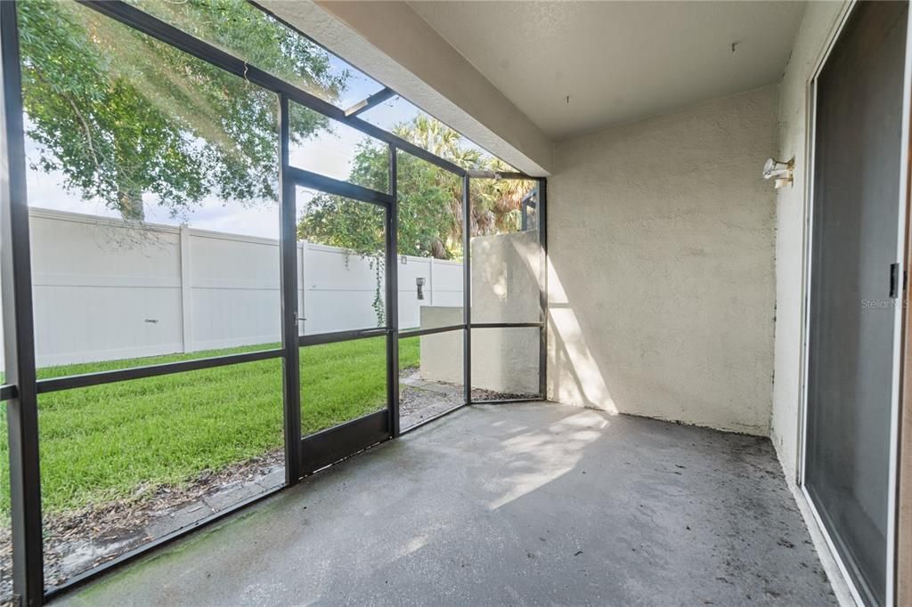 En Venta: $295,000 (3 camas, 2 baños, 1635 Pies cuadrados)