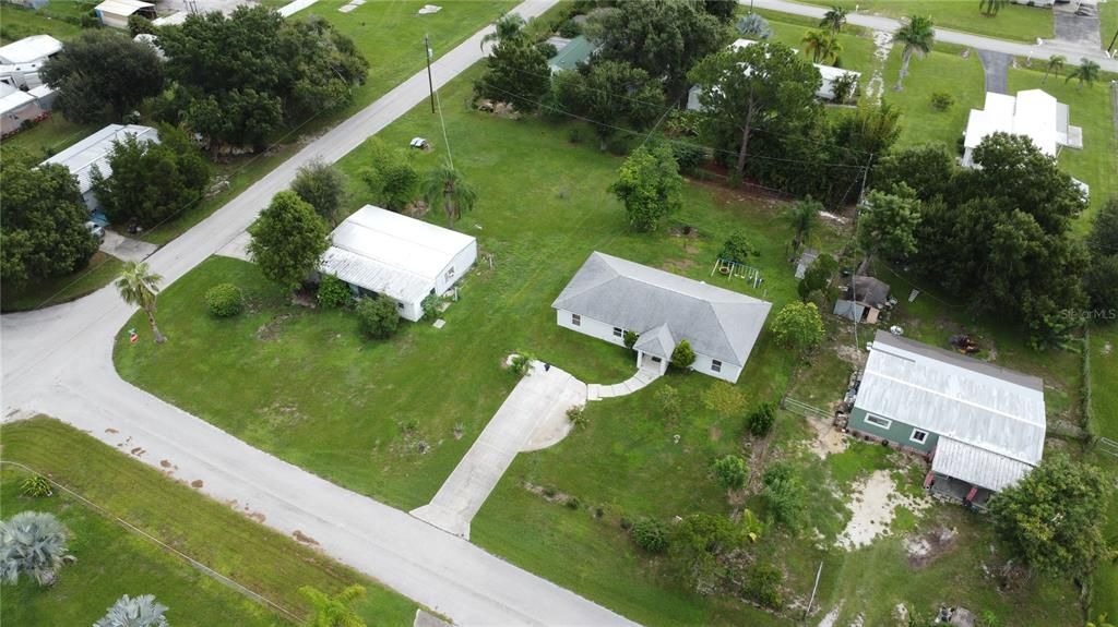 For Sale: $300,000 (4 beds, 2 baths, 1568 Square Feet)