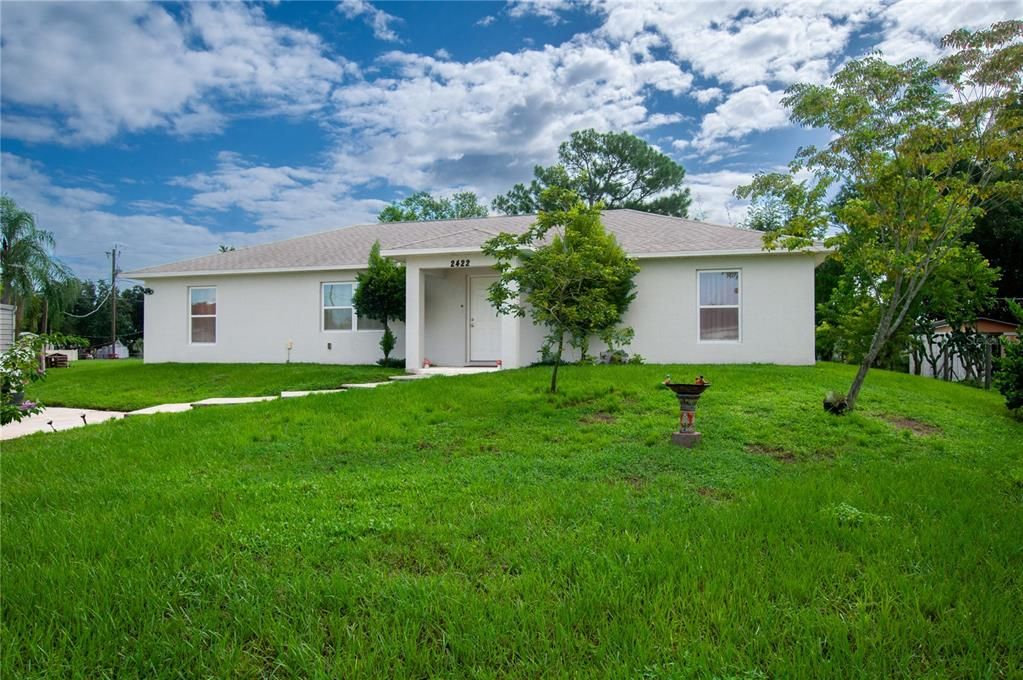 For Sale: $300,000 (4 beds, 2 baths, 1568 Square Feet)