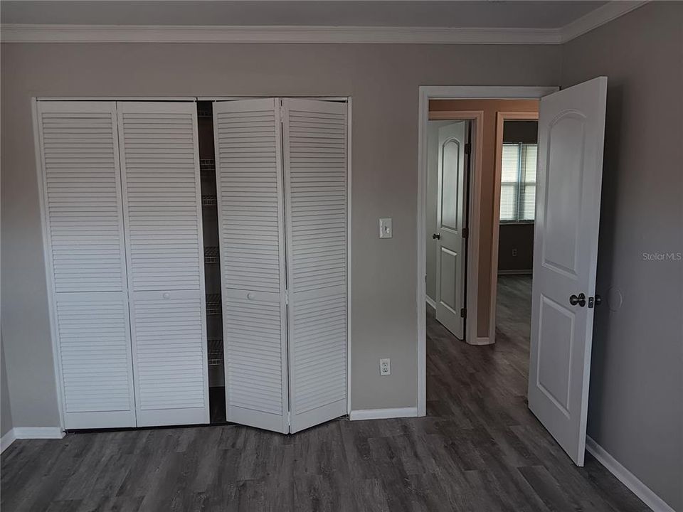 На продажу: $147,000 (3 спален, 2 ванн, 1250 Квадратных фут)
