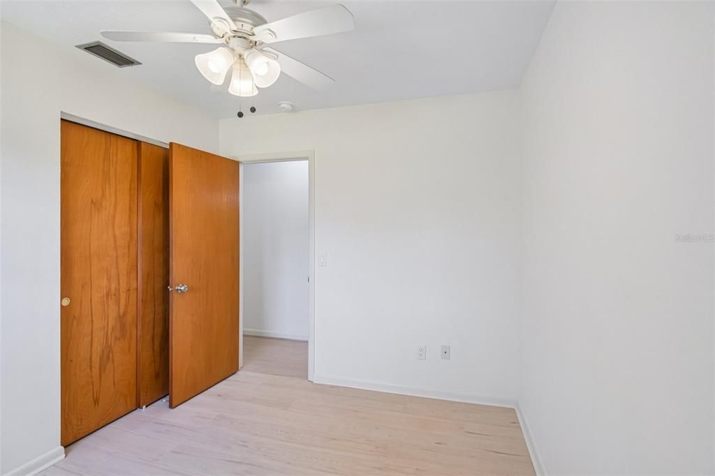 For Sale: $315,000 (3 beds, 2 baths, 1272 Square Feet)