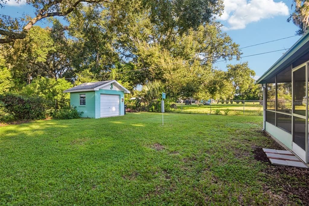 For Sale: $315,000 (3 beds, 2 baths, 1272 Square Feet)