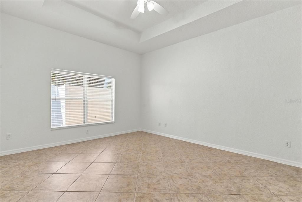 For Sale: $250,000 (3 beds, 2 baths, 1412 Square Feet)