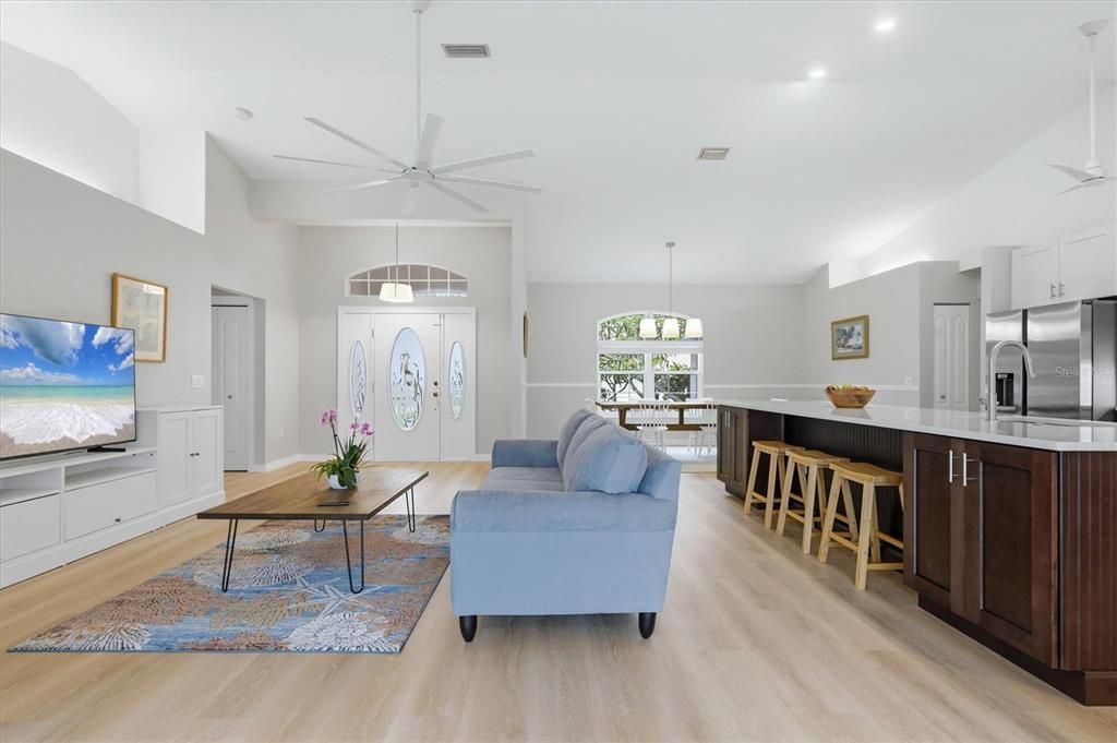 En Venta: $699,950 (5 camas, 3 baños, 2904 Pies cuadrados)