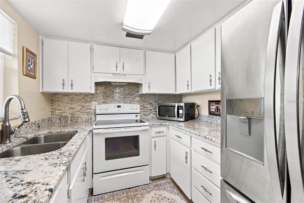 En Venta: $69,900 (1 camas, 1 baños, 732 Pies cuadrados)