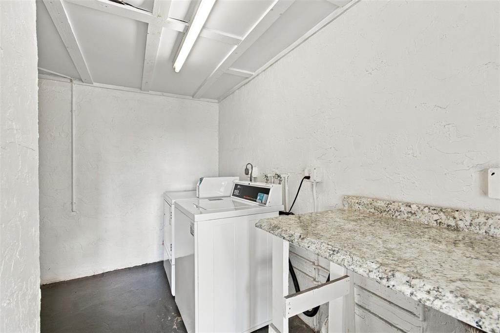 En Venta: $69,900 (1 camas, 1 baños, 732 Pies cuadrados)