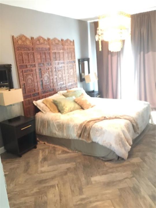 For Rent: $4,500 (4 beds, 2 baths, 3191 Square Feet)