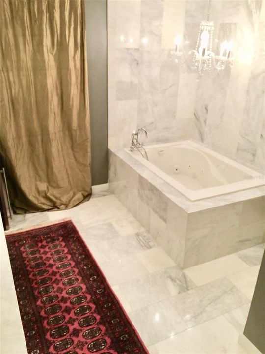 For Rent: $4,500 (4 beds, 2 baths, 3191 Square Feet)