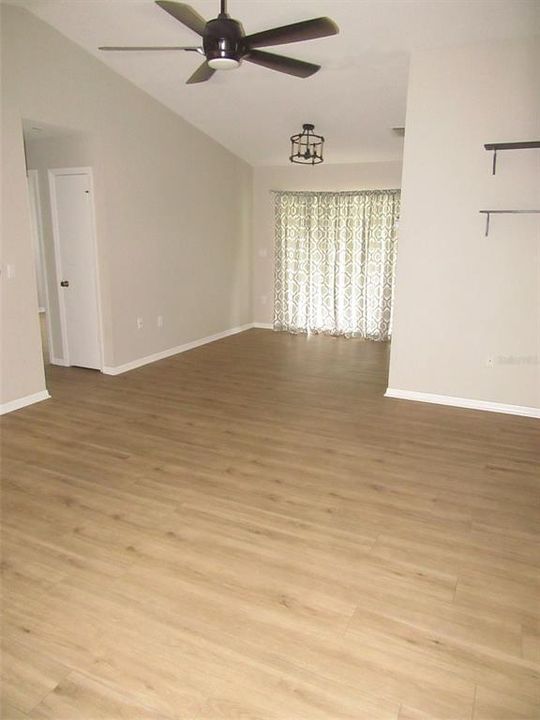 En Renta: $1,850 (3 camas, 2 baños, 1237 Pies cuadrados)