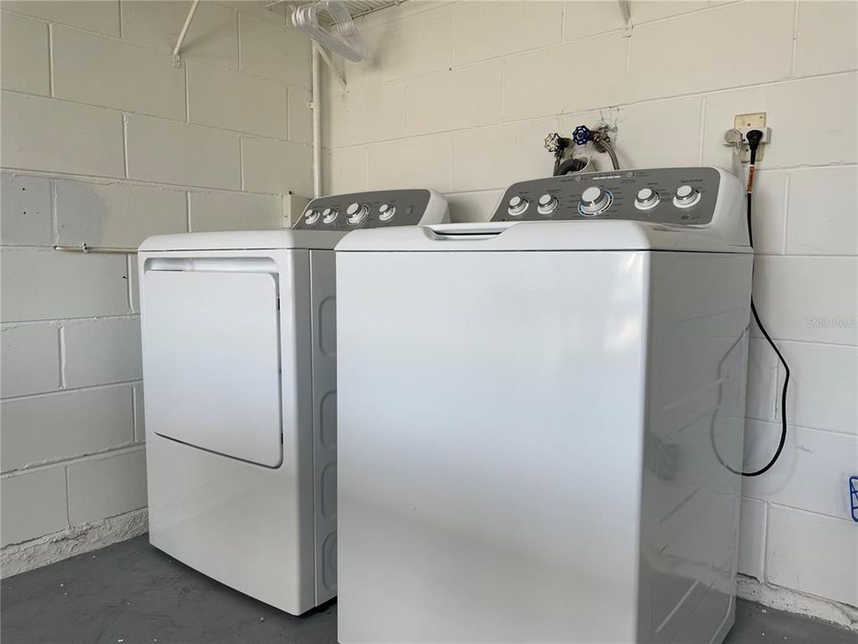 На продажу: $349,000 (3 спален, 2 ванн, 1104 Квадратных фут)