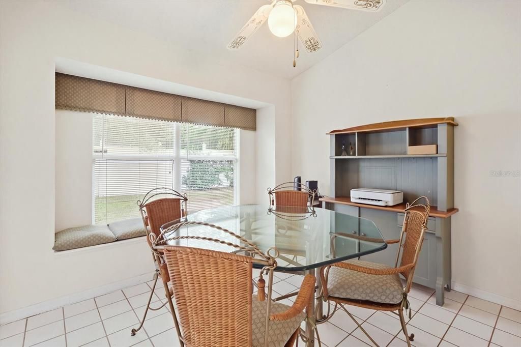 : $344,900 (4 camas, 2 baños, 1995 Pies cuadrados)
