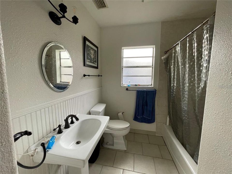 В аренду: $1,980 (3 спален, 2 ванн, 1008 Квадратных фут)