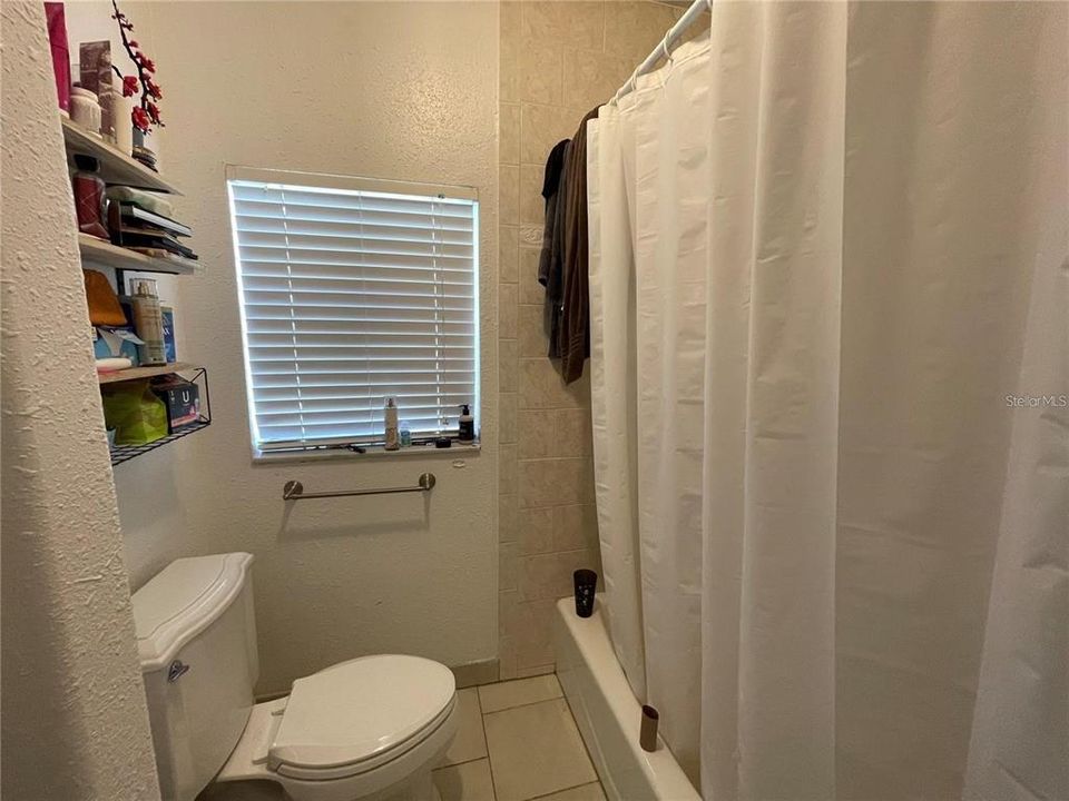 В аренду: $1,980 (3 спален, 2 ванн, 1008 Квадратных фут)
