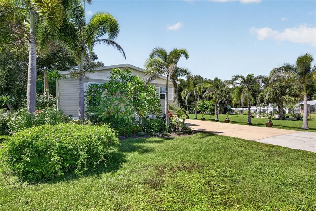 For Sale: $265,000 (2 beds, 2 baths, 1508 Square Feet)