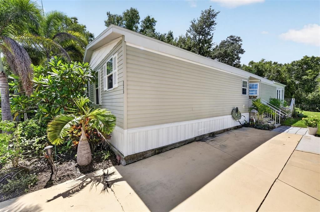 For Sale: $265,000 (2 beds, 2 baths, 1508 Square Feet)